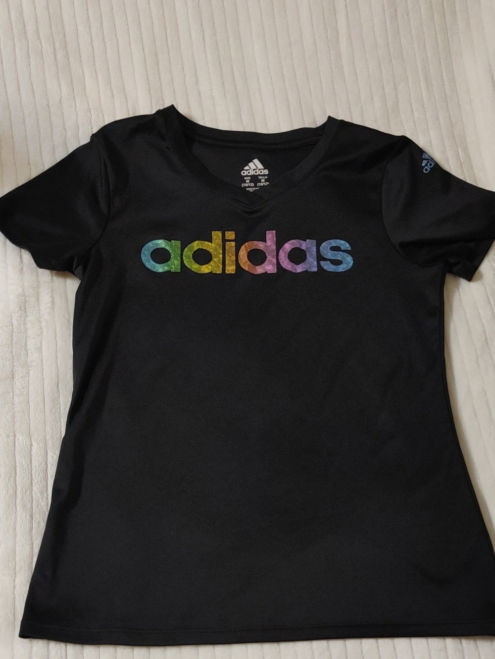 adidas Kids' Black Tee with Rainbow Logo M (10/12)